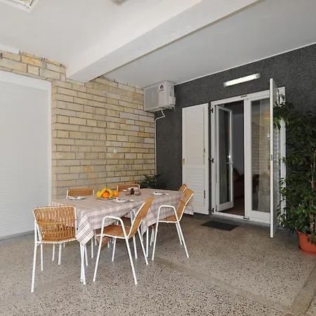 Bernardica Apartment Pakostane