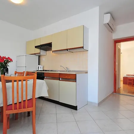 Bernardica Apartment Pakostane