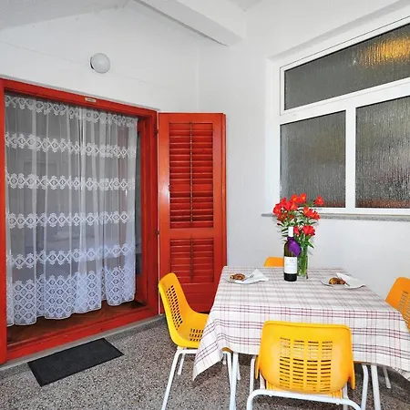 Apartment Bernardica Pakostane