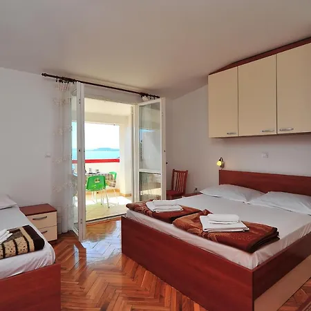 Bernardica Apartment Pakostane
